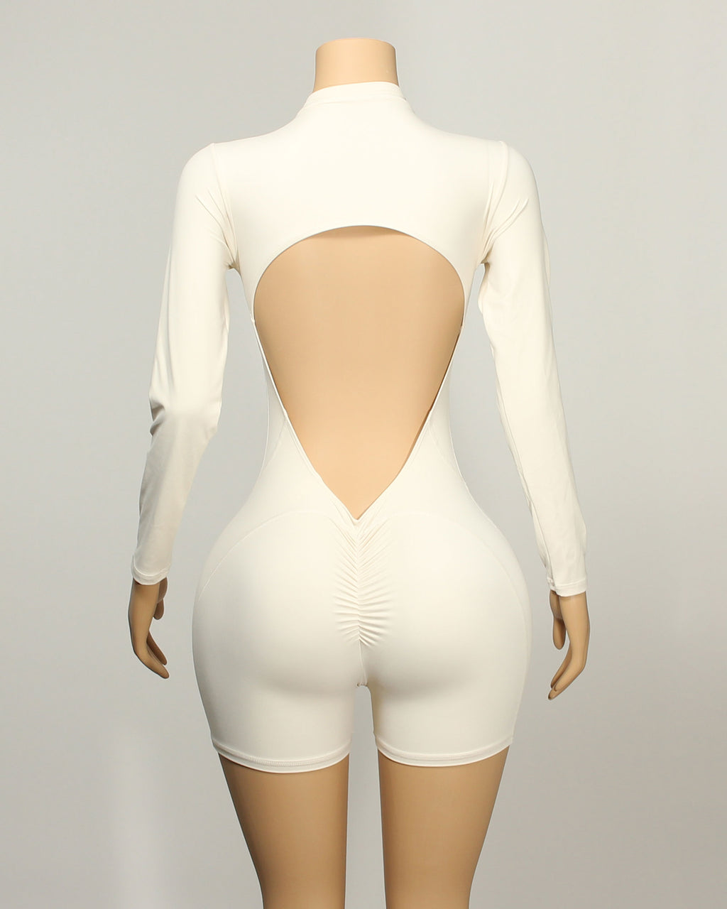 The Élan Suit