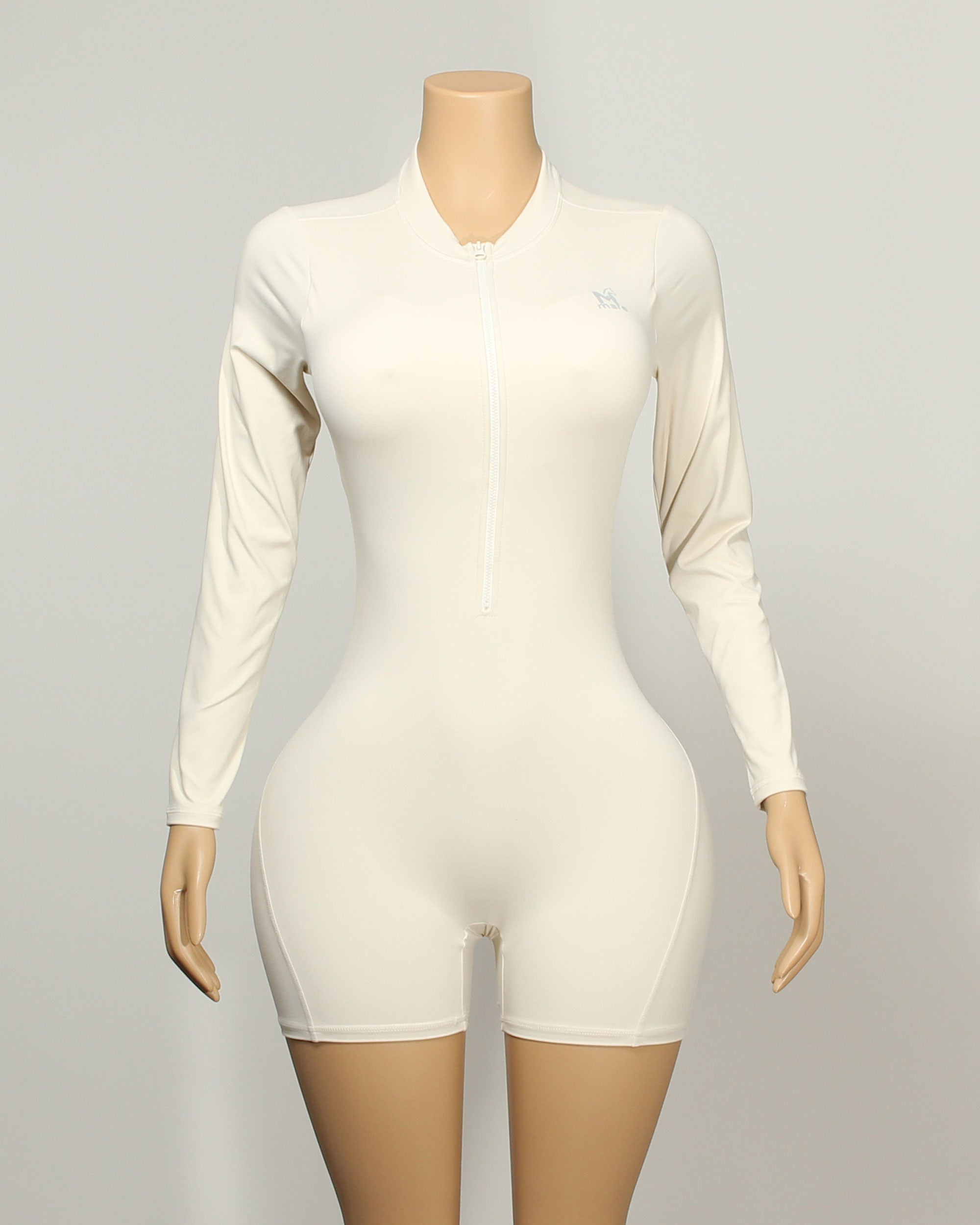 The Élan Suit